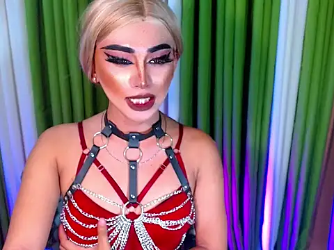 Snapshot of Queen_yasii_88 chatting on 09.12.25 Queen yasii 88 online show from 09.12.25