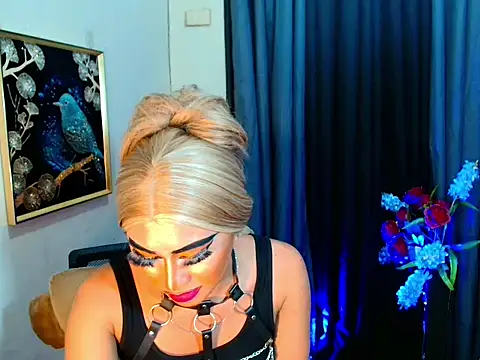 Snapshot of Queen_yasii_88 chatting on 10.09.25 Queen yasii 88 online show from 10.09.25