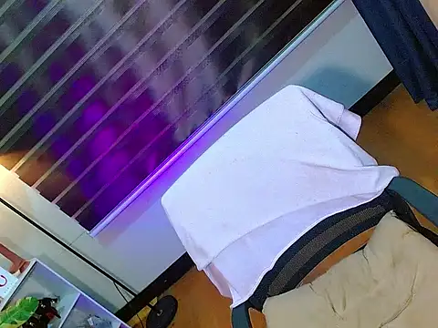 Snapshot of Queen_yasii_88 chatting on 01.13.26 Queen yasii 88 online show from 01.13.26