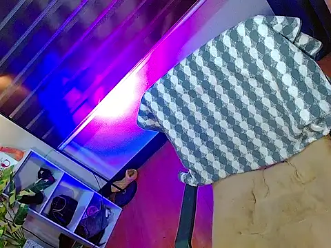 Snapshot of Queen_yasii_88 chatting on 02.08.26 Queen yasii 88 online show from 02.08.26