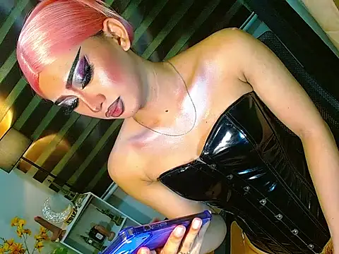Queen yasii 88 online show from 05.17.26