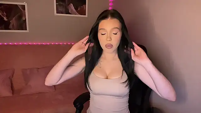 mistress of hearts online show from 09.14.25