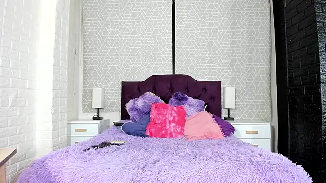 Zamara Kleii online show from 11.08.25