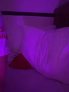 boyhigh1997 online show from 09.28.25