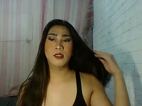 Snapshot of ImUrFantasy chatting on 07.26.26 ImUrFantasy online show from 07.26.26