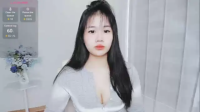 -Rose-Lucky- online show from 10.25.25