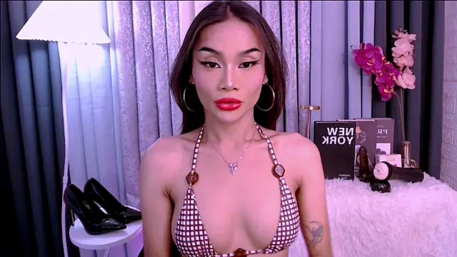 Snapshot of Coka_bella chatting on 06.22.26 Coka bella online show from 06.22.26
