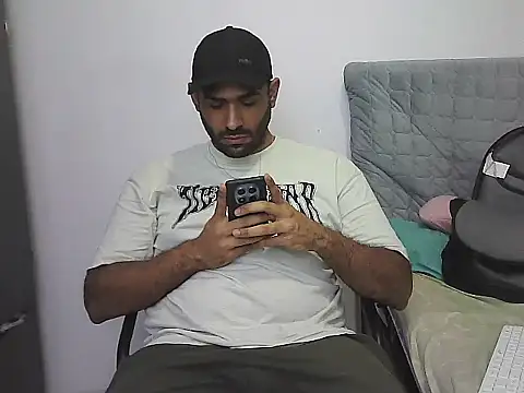 Snapshot of morenocabro10 chatting on 02.12.26 morenocabro10 online show from 02.12.26