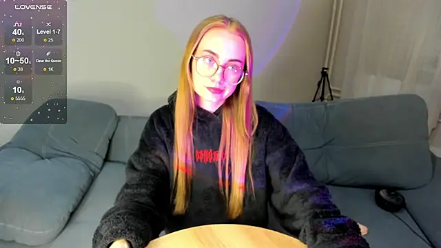 MewStella online show from 09.22.25