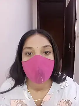 Snapshot of Cute_Rakhi8 chatting on 06.18.26 Cute Rakhi8 online show from 06.18.26