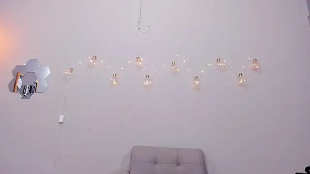 alianim online show from 11.24.25