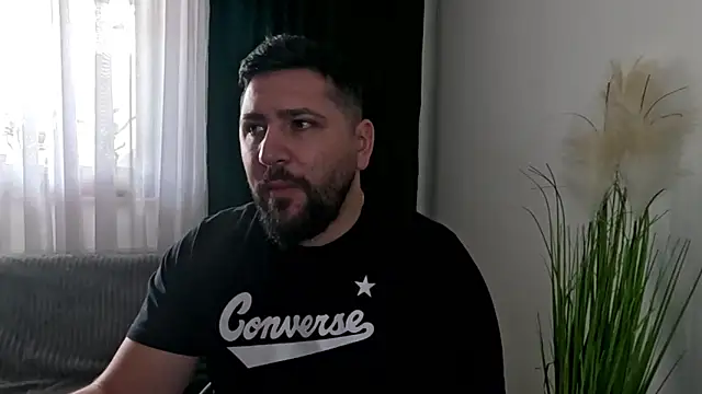 Gold Alpha Boy online show from 03.15.26