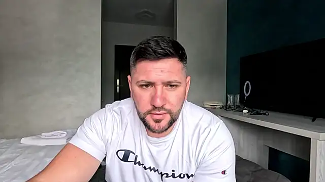 Gold Alpha Boy online show from 05.23.26