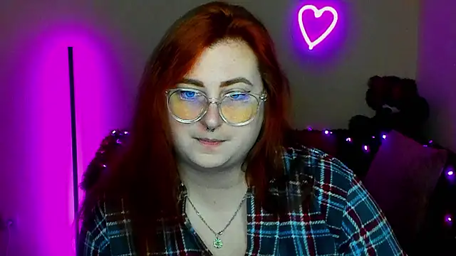 Snapshot of Alicia_love00 chatting on 03.24.26 Alicia love00 online show from 03.24.26