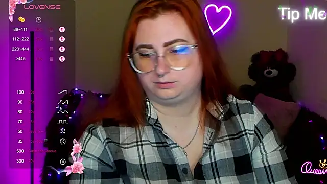 Snapshot of Alicia_love00 chatting on 04.02.26 Alicia love00 online show from 04.02.26