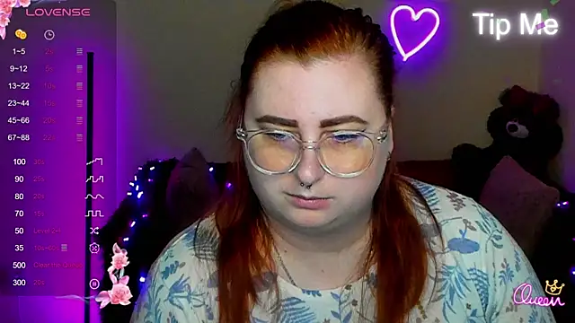 Snapshot of Alicia_love00 chatting on 04.03.26 Alicia love00 online show from 04.03.26