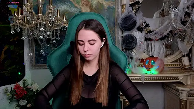 IvoryWood  online show from 11.10.25