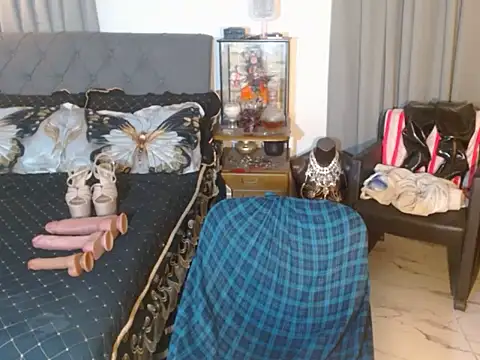 Snapshot of Lustfulcassy chatting on 05.25.26 Lustfulcassy online show from 05.25.26