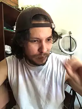 Luxx 14 online show from 10.22.25