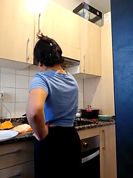 Snapshot of betzita chatting on 01.15.26 betzita online show from 01.15.26