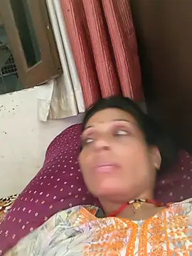 ISHANI-SINGH online show from 10.15.25