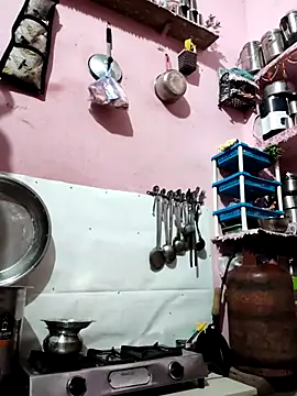 Cut ragni online show from 11.08.25