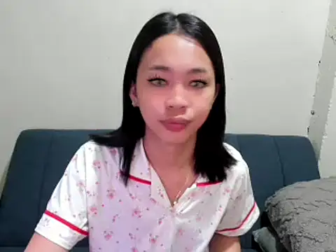 Snapshot of millany69 chatting on 02.05.26 millany69 online show from 02.05.26