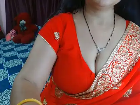 Snapshot of Hot_anika_ chatting on 06.13.26 Hot anika online show from 06.13.26