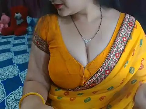 Snapshot of Hot_anika_ chatting on 06.23.26 Hot anika online show from 06.23.26