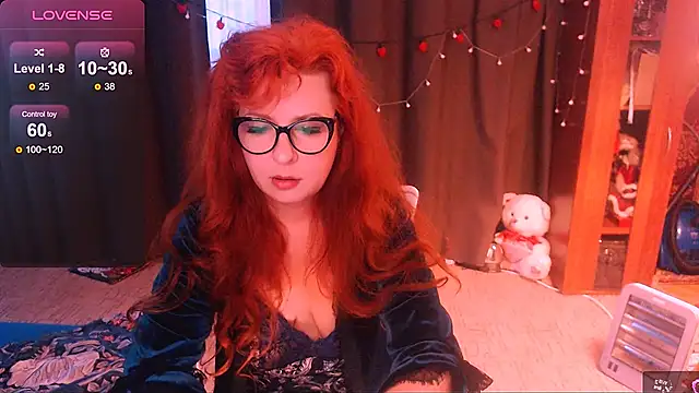 Snapshot of Crystal2207 chatting on 06.28.26 Crystal2207 online show from 06.28.26