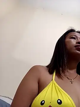 PINAYSQUIRTPUSSYHOLE online show from 04.14.26