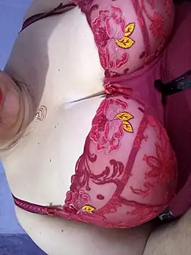 Snapshot of Hnonasix89 chatting on 12.14.25 Hnonasix89 online show from 12.14.25