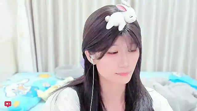 Rabbitlittlefool online show from 02.06.26