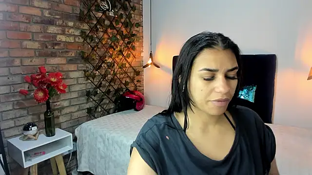 Lia Blake  online show from 02.23.26