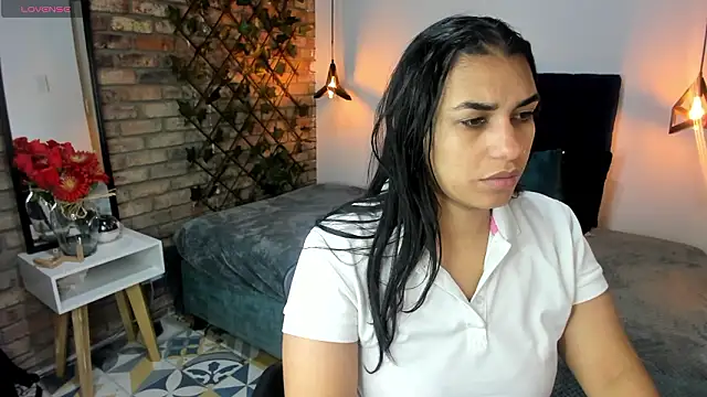 Lia Blake  online show from 03.16.26