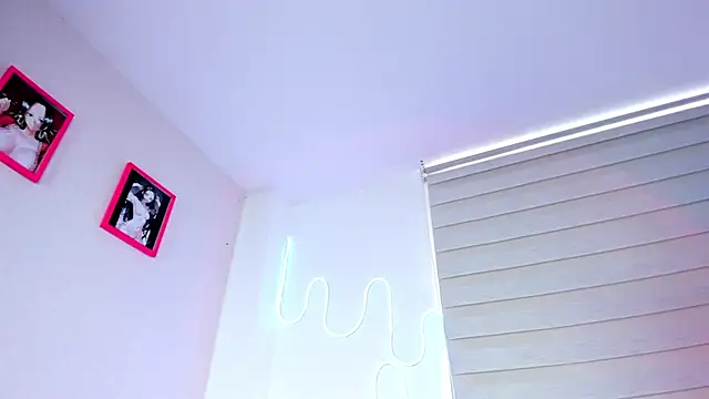 Snapshot of missweetpeach chatting on 01.15.26 missweetpeach online show from 01.15.26