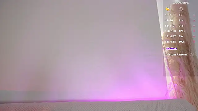 Snapshot of missweetpeach chatting on 02.04.26 missweetpeach online show from 02.04.26