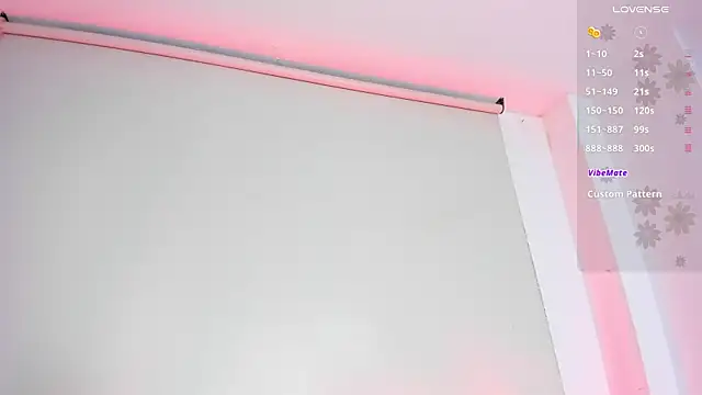 Snapshot of missweetpeach chatting on 02.06.26 missweetpeach online show from 02.06.26