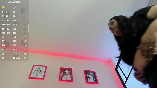 Snapshot of missweetpeach chatting on 02.15.26 missweetpeach online show from 02.15.26