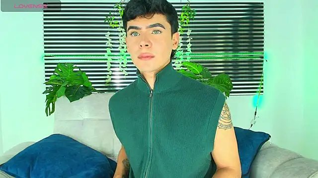 CamiiGuzmanX online show from 01.10.26