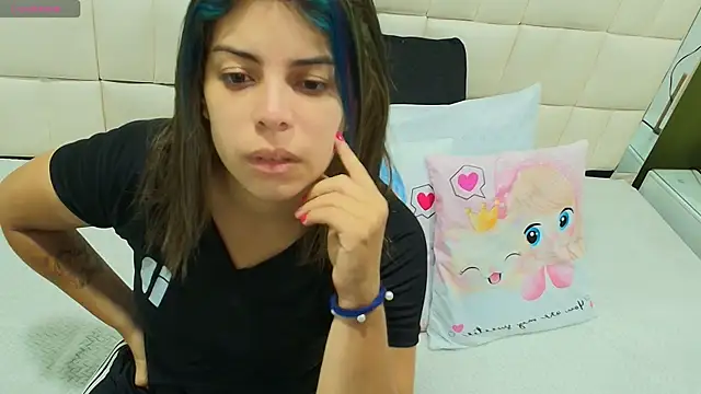 gisell gomez online show from 10.23.25