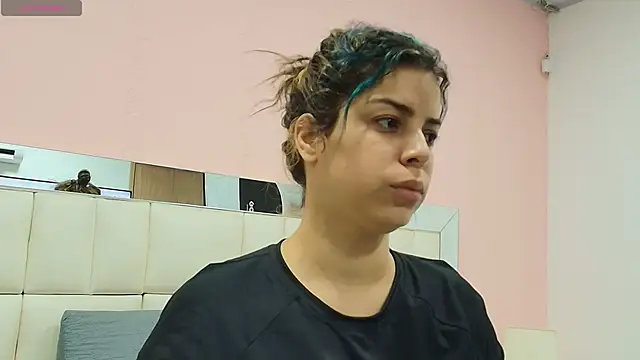 gisell gomez online show from 11.18.25