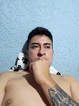 Snapshot of bittersweet777 chatting on 10.30.25 bittersweet777 online show from 10.30.25