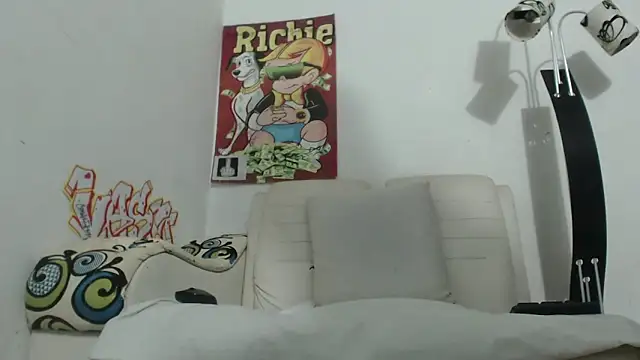 Thomasjons  online show from 02.10.26