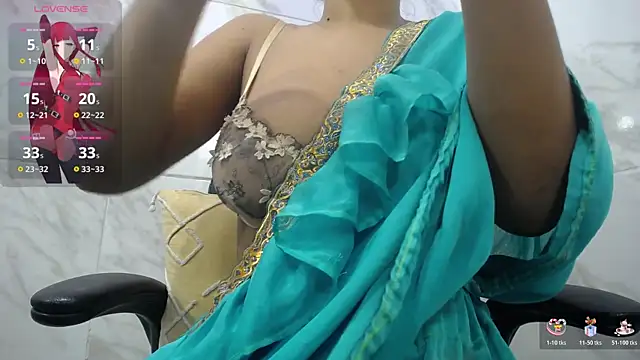 Snapshot of kairadayamai chatting on 10.30.25 kairadayamai online show from 10.30.25