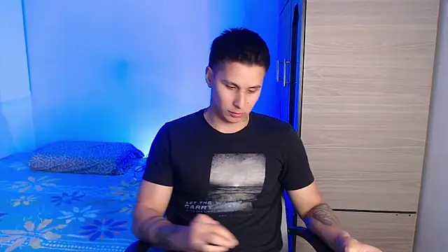 valentinosex1 online show from 10.25.25