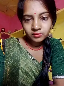 Snapshot of Hot_bbbb chatting on 11.23.25 Hot bbbb online show from 11.23.25