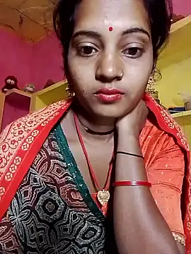 Snapshot of Hot_bbbb chatting on 11.26.25 Hot bbbb online show from 11.26.25