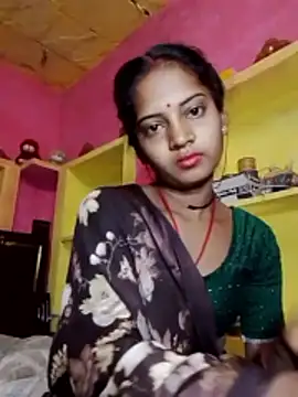 Snapshot of Hot_bbbb chatting on 12.01.25 Hot bbbb online show from 12.01.25