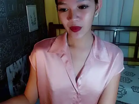Snapshot of gorgeouswella chatting on 06.13.26 gorgeouswella online show from 06.13.26